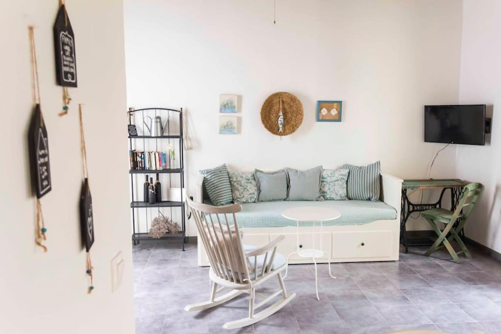 Aegli Apartments Deluxe Symi Bagian luar foto