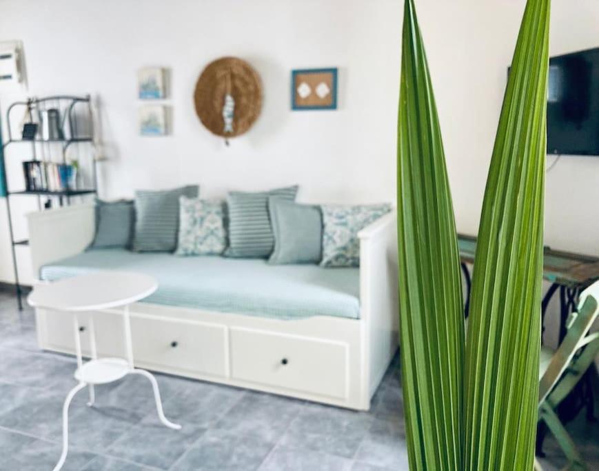 Aegli Apartments Deluxe Symi Bagian luar foto