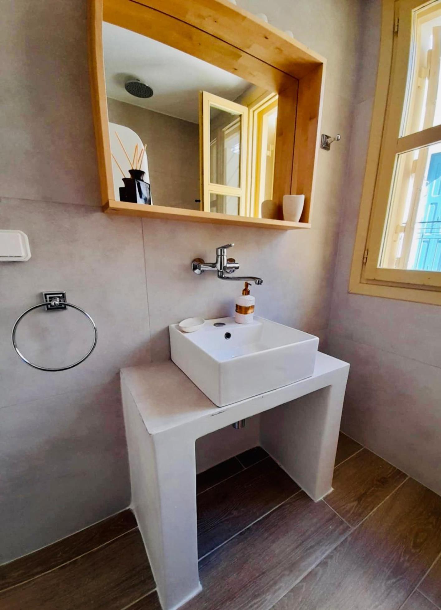 Aegli Apartments Deluxe Symi Bagian luar foto